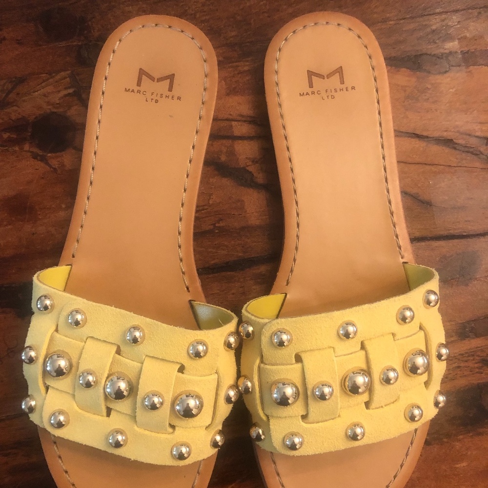 Marc Fisher Yellow Suede Studded Sandal/Slide 7.5M